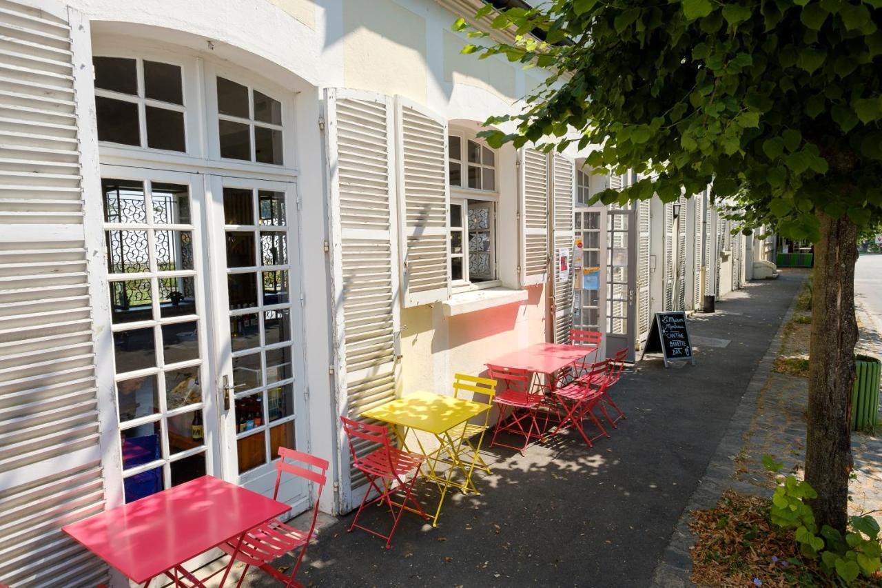 Auberge La Maison Montreau Montreuil  Exteriör bild